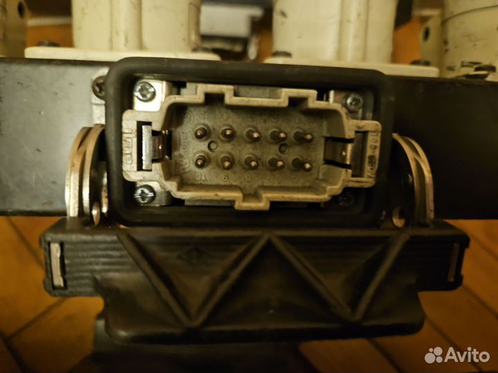 Переходные коробки 4CEE - harting 10pin