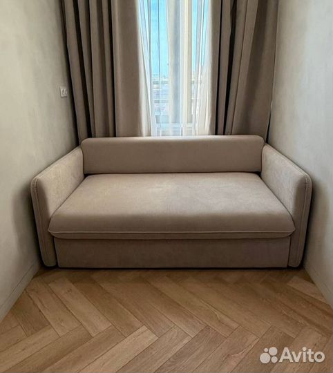 Диван со спальным местом