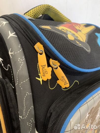Рюкзак школьный