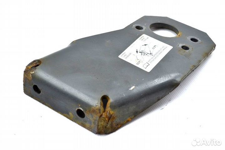 Кронштейн насоса подъёма кабины mercedes-benz Actros MP2/MP3 1844 (01.02)