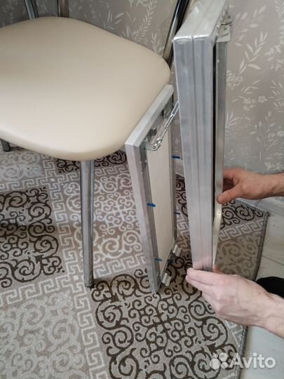 Люк ревизионный сьемный под плитку 20х50