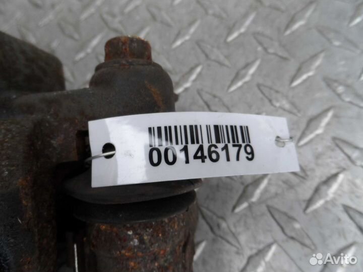 Суппорт передний правый Chevrolet Trailblazer GMT3