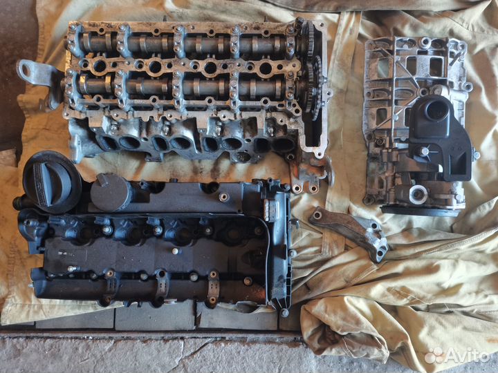 Головка блока цилиндров на BMW X1 2.0 литра дизель