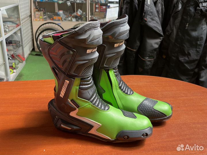 Мотоботы buse