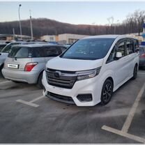 Honda Stepwgn 1.5 CVT, 2018, 102 000 км, с пробегом, цена 2 880 000 руб.