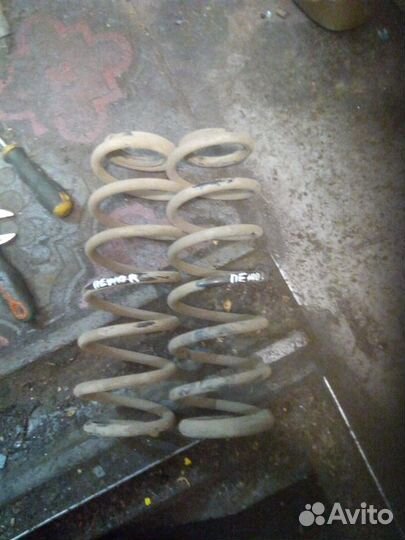 Задние пружины Peugeot 308