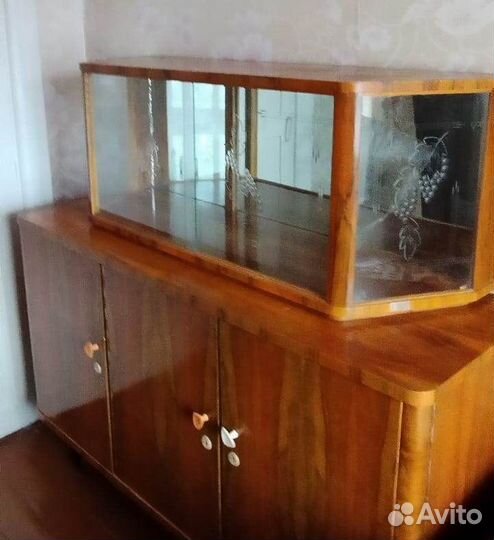 Старинный буфет