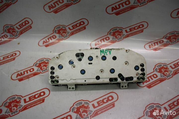 Панель приборов (щиток) Mazda MPV LW 2002