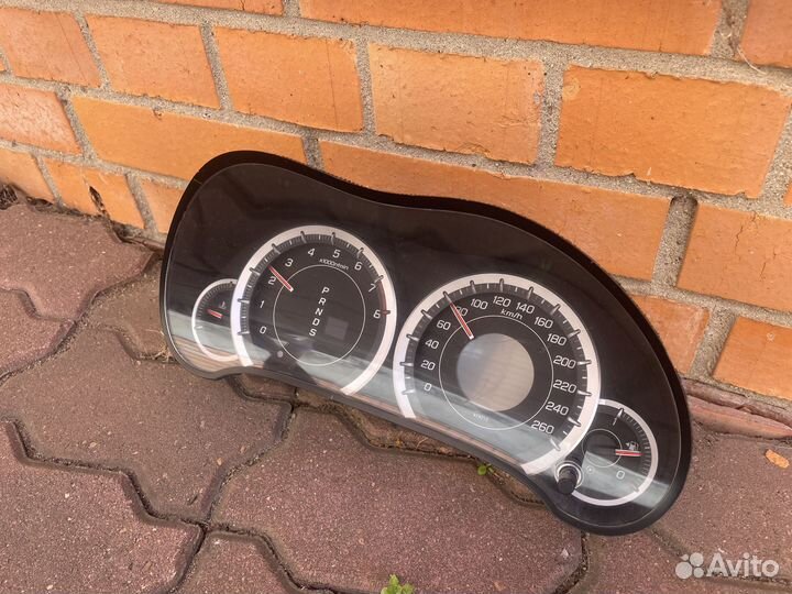 Приборная панель honda accord 8