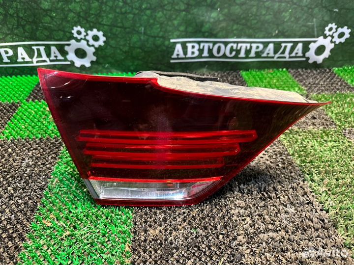 Фонарь в крышку багажника левый Lexus Ls 2012-2017