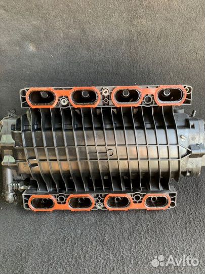 Коллектор впускной Land Rover Randge Rover 4.4