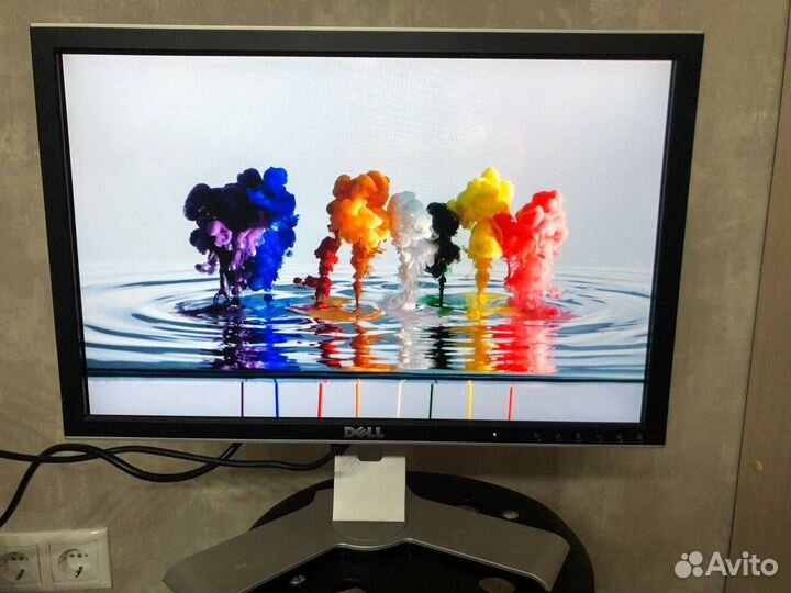 Монитор Dell