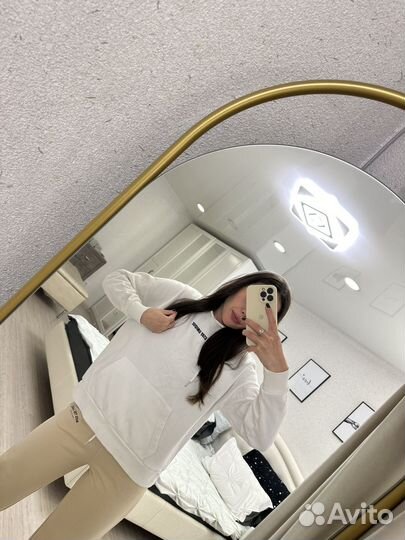 Спортивная кофта женская