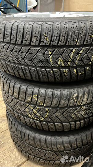 Оригинальные Разноширокие mercedes E klass r18