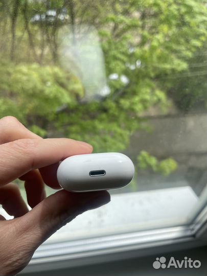 Кейс от Наушников apple airpods 1 поколение