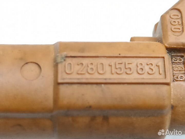 Форсунка топливная Volvo Xc90 1 дорест 2.5 B5254T