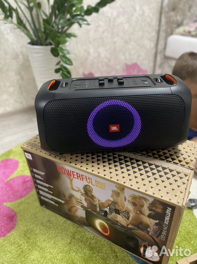 Колонка jbl partybox on the go