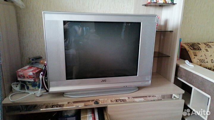 Телевизор JVC