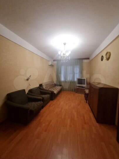 2-к. квартира, 52 м², 3/5 эт.