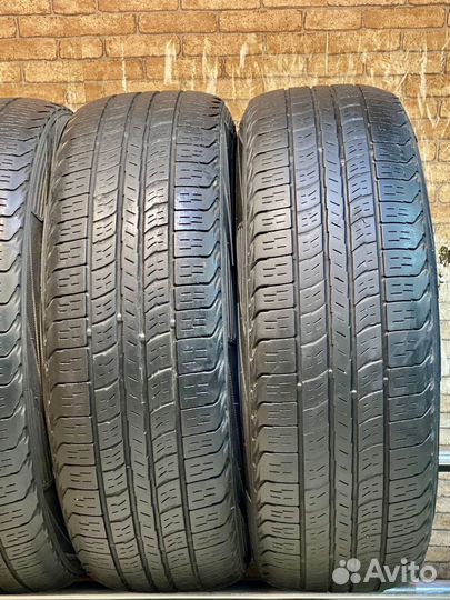 Kumho Road Venture APT KL51 225/65 R17