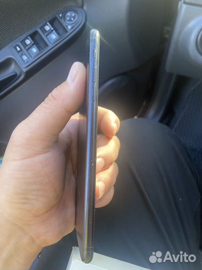 iPhone SE (2020), 128 ГБ