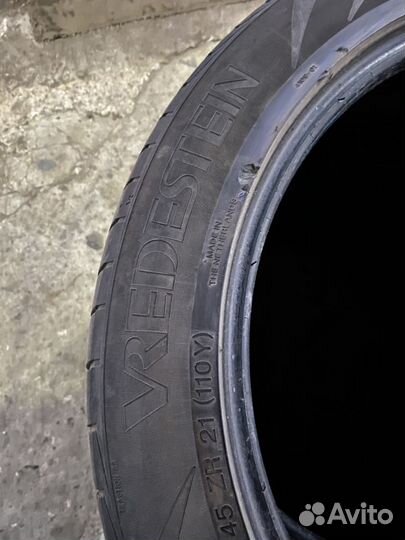 Vredestein Ultrac 275/45 R21