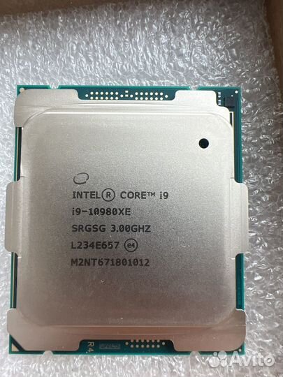 Процессор Intel Core i9 10980XE