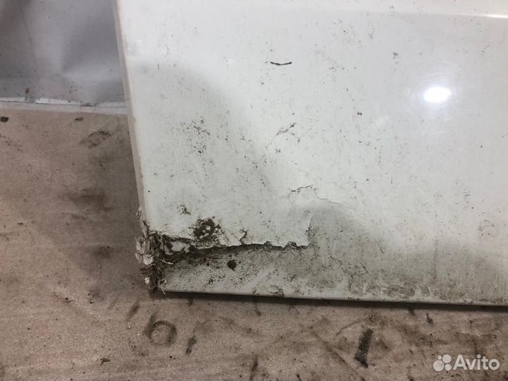 82576239 Крышка инструмент. ящика Renault T