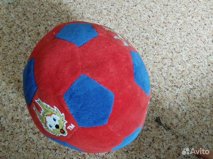 Футбольный мяч