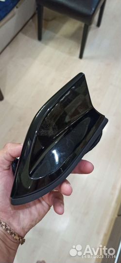 Оригинальный плавник с навигацией на рено аркану