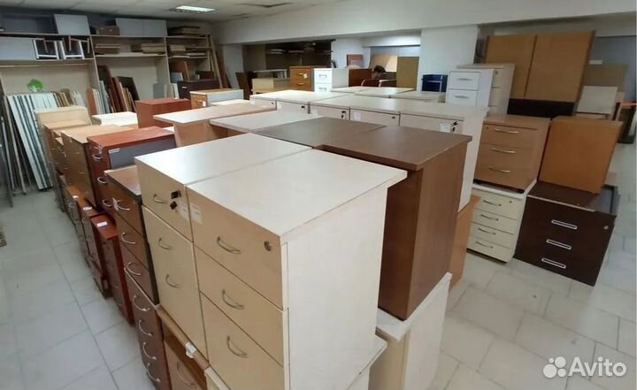 Тумбы для офиса в наличии на складе