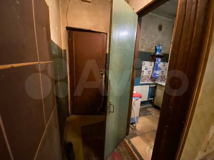 2-к. квартира, 43 м², 1/2 эт.