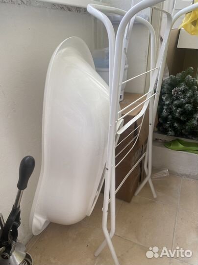 Ванночка для купания с подставкой