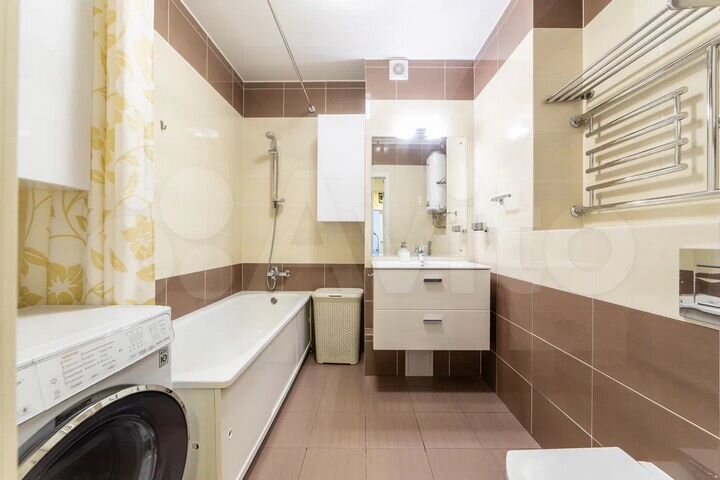 2-к. квартира, 63,7 м², 8/12 эт.