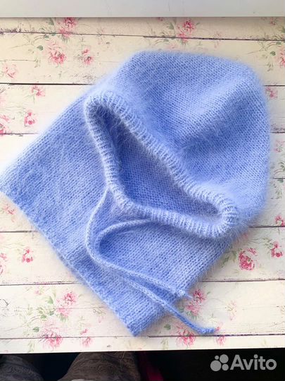 Капор вязаный