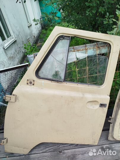 Двери УАЗ 3303