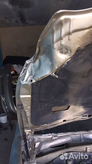 Капот на Хюндай Сонату-5