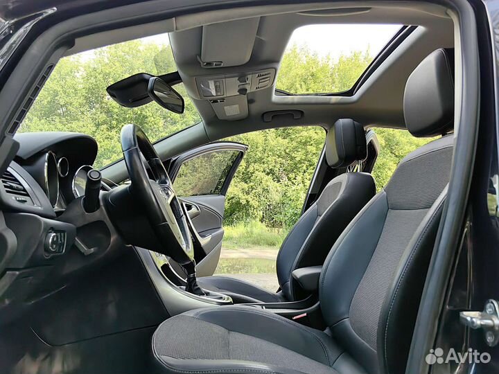 Opel Astra 1.6 МТ, 2011, 165 000 км