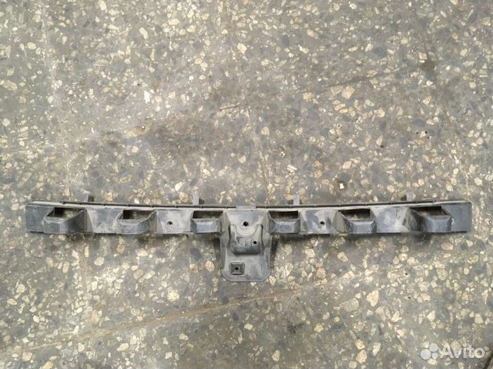 Наполнитель заднего бампера Ford Kuga 2