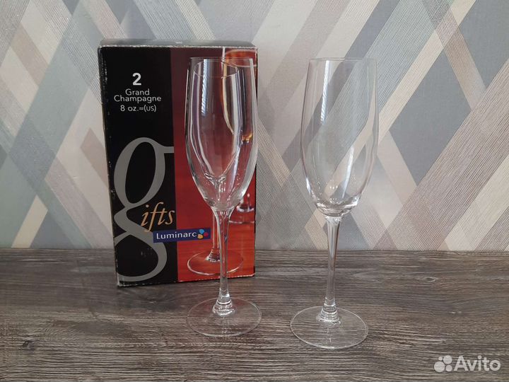 Бокалы для шампанского