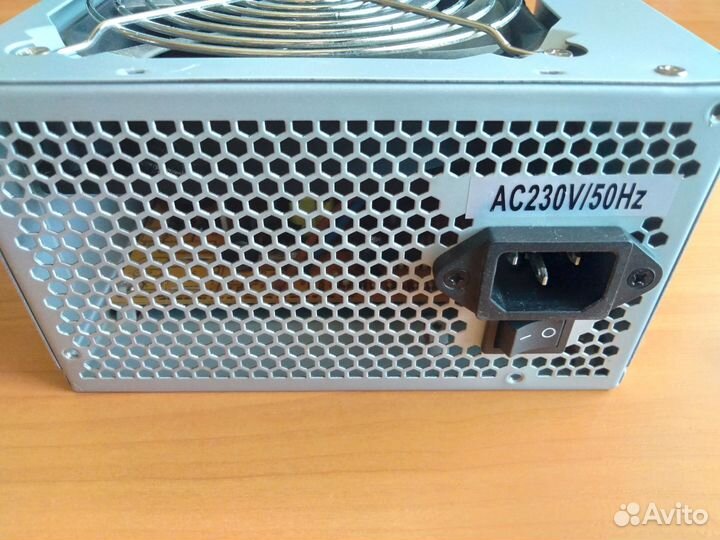 Блок питания crown CM-PS400 plus (400 Вт)