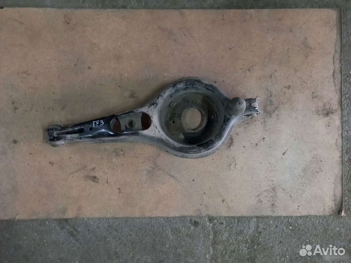 Рычаг задний нижний Ford Focus 3