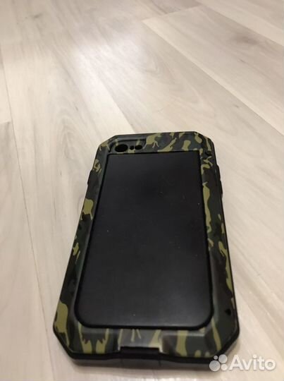 Чехол противоударный iPhone 7 бу