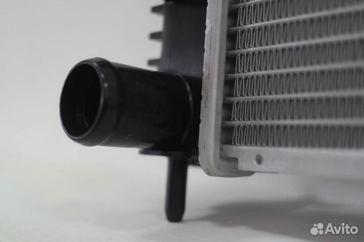 Радиатор охлаждения Лада Веста 15