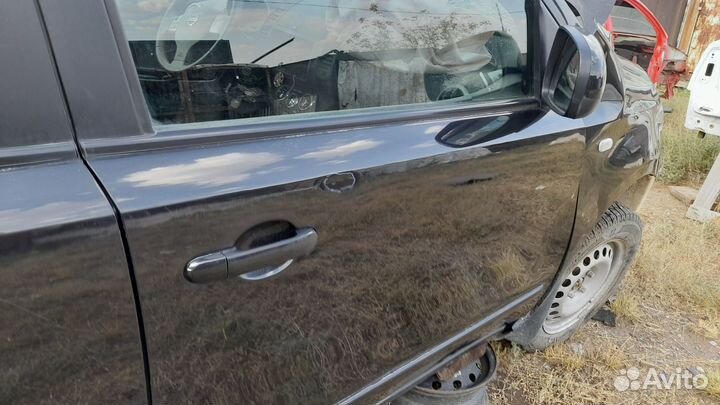 Дверь Ниссан Ноут
