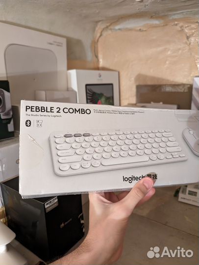 Logitech Pebble Keys 2 K390