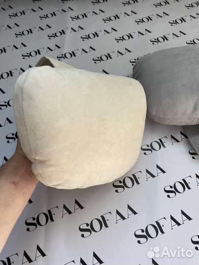 Автомобильная подушка на подголовник