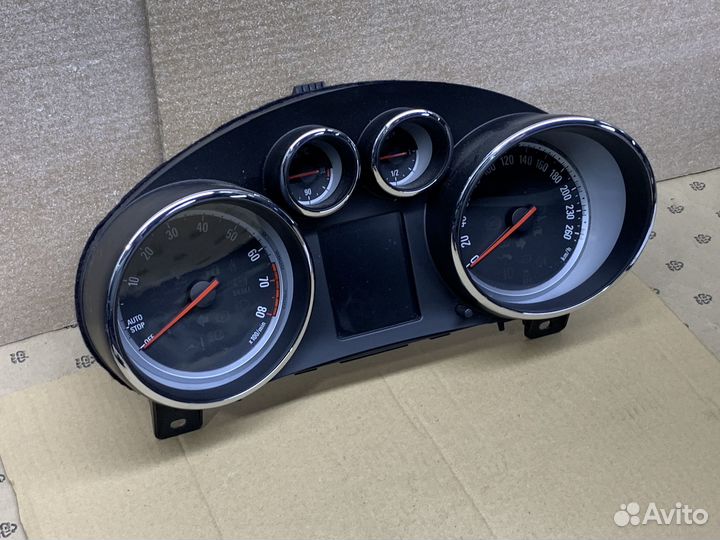 Панель приборов km/h Opel Astra J Zafira C
