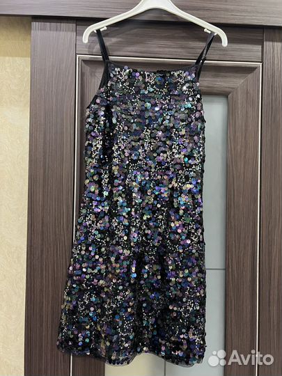 Нарядные платья на девочку 146-152