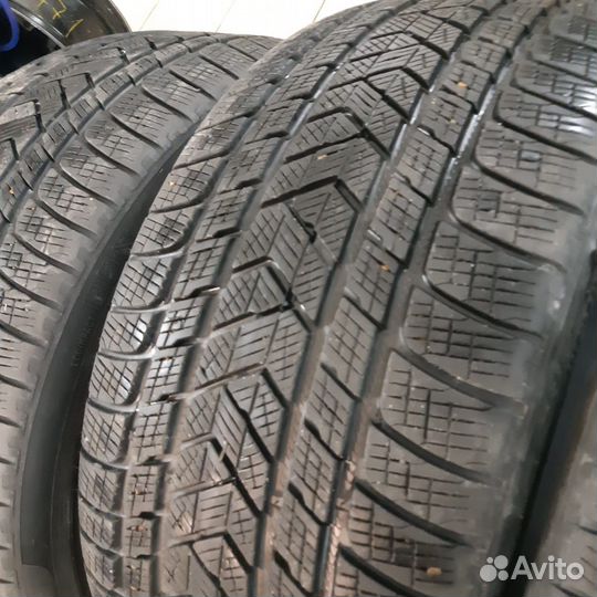 Pirelli Scorpion Winter 285/35 R22 и 315/30 R22